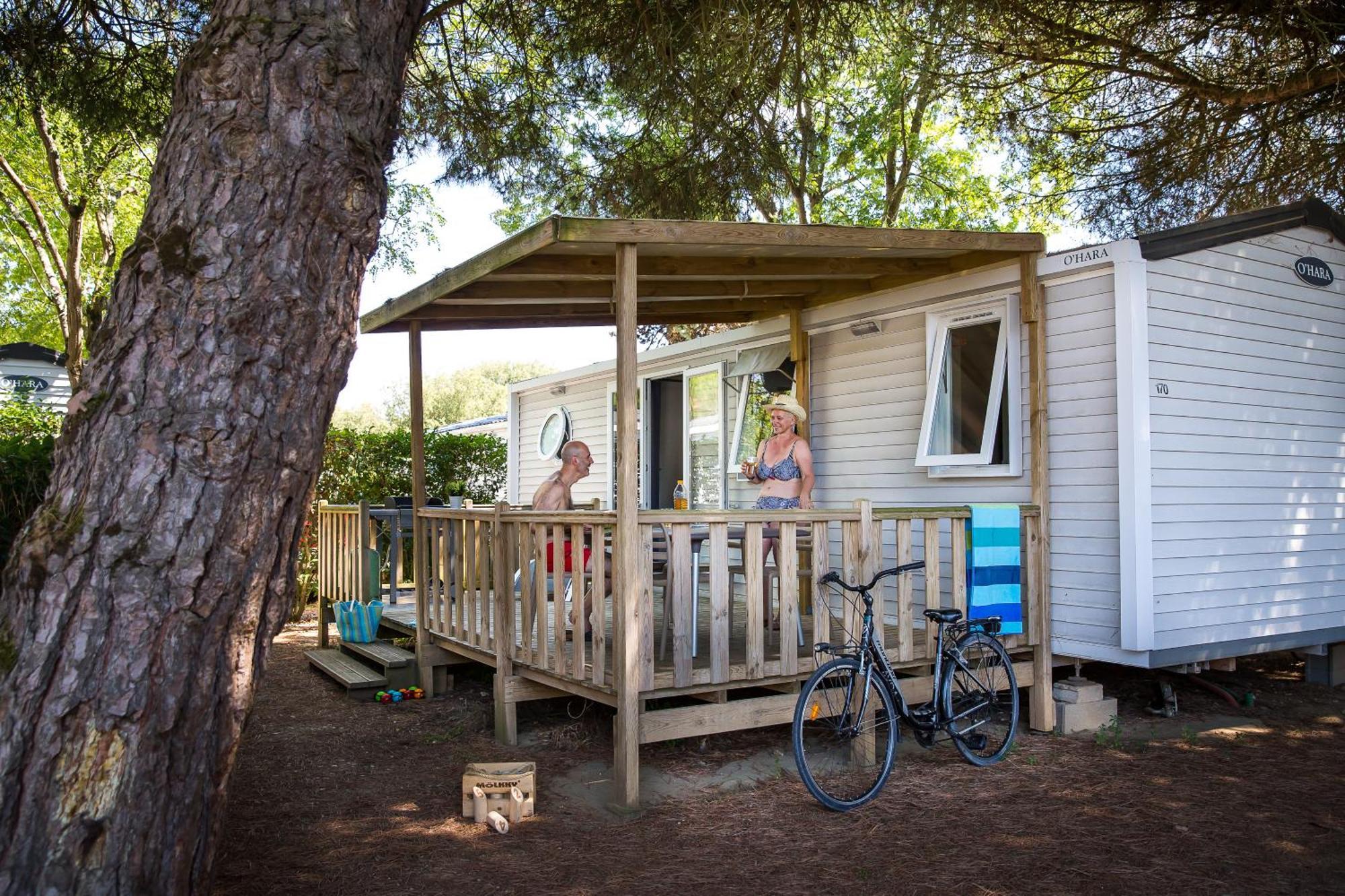 לה פלוט Camping Les Peupliers מראה חיצוני תמונה